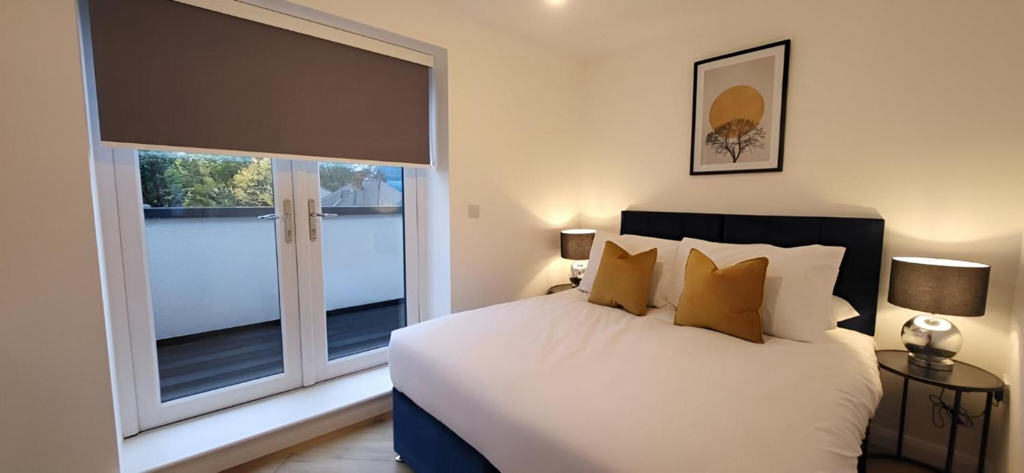 Hybrid Resi - Mitcham Close To Tooting And Wimbledon Eksteriør billede
